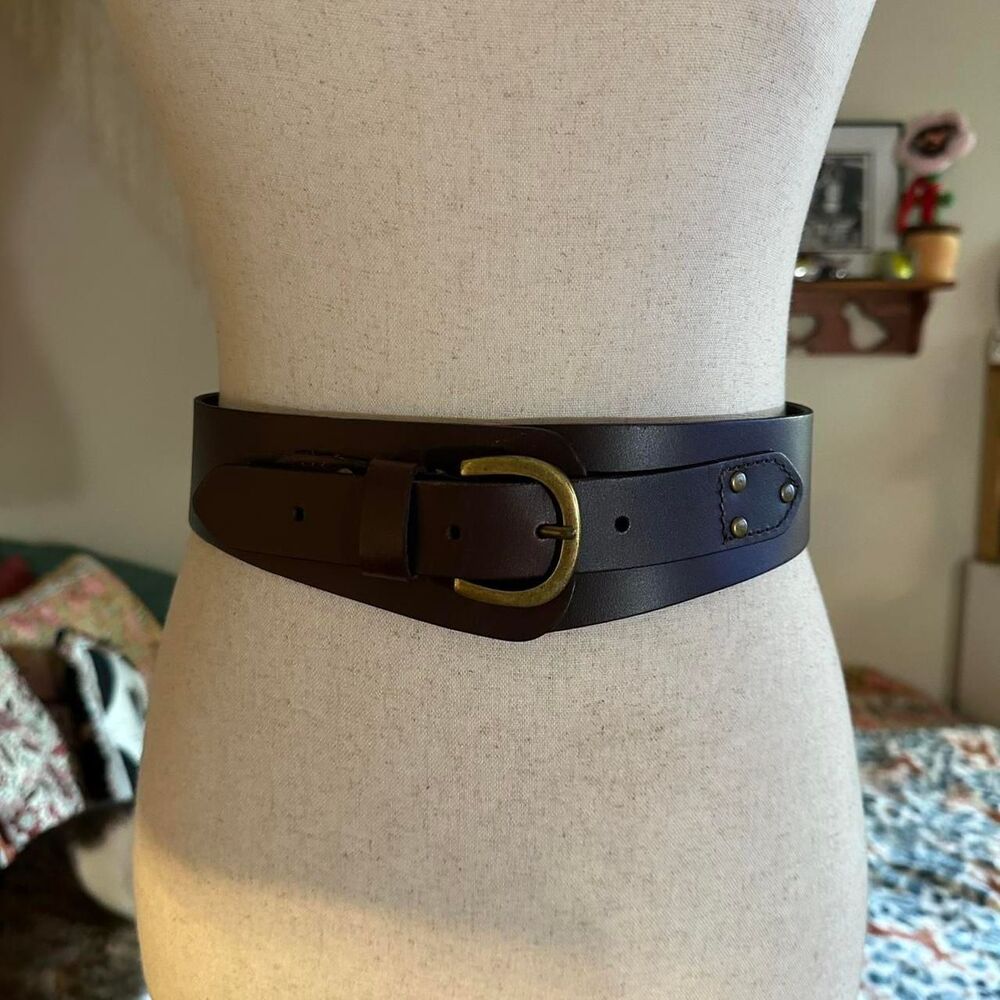 Linea Pelle Designer Brown Leather High-Waisted Statement Belt